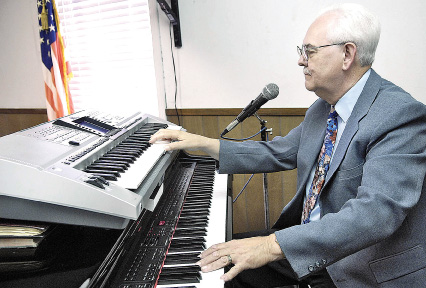 Longtime minister of music turns to reviving tiny church